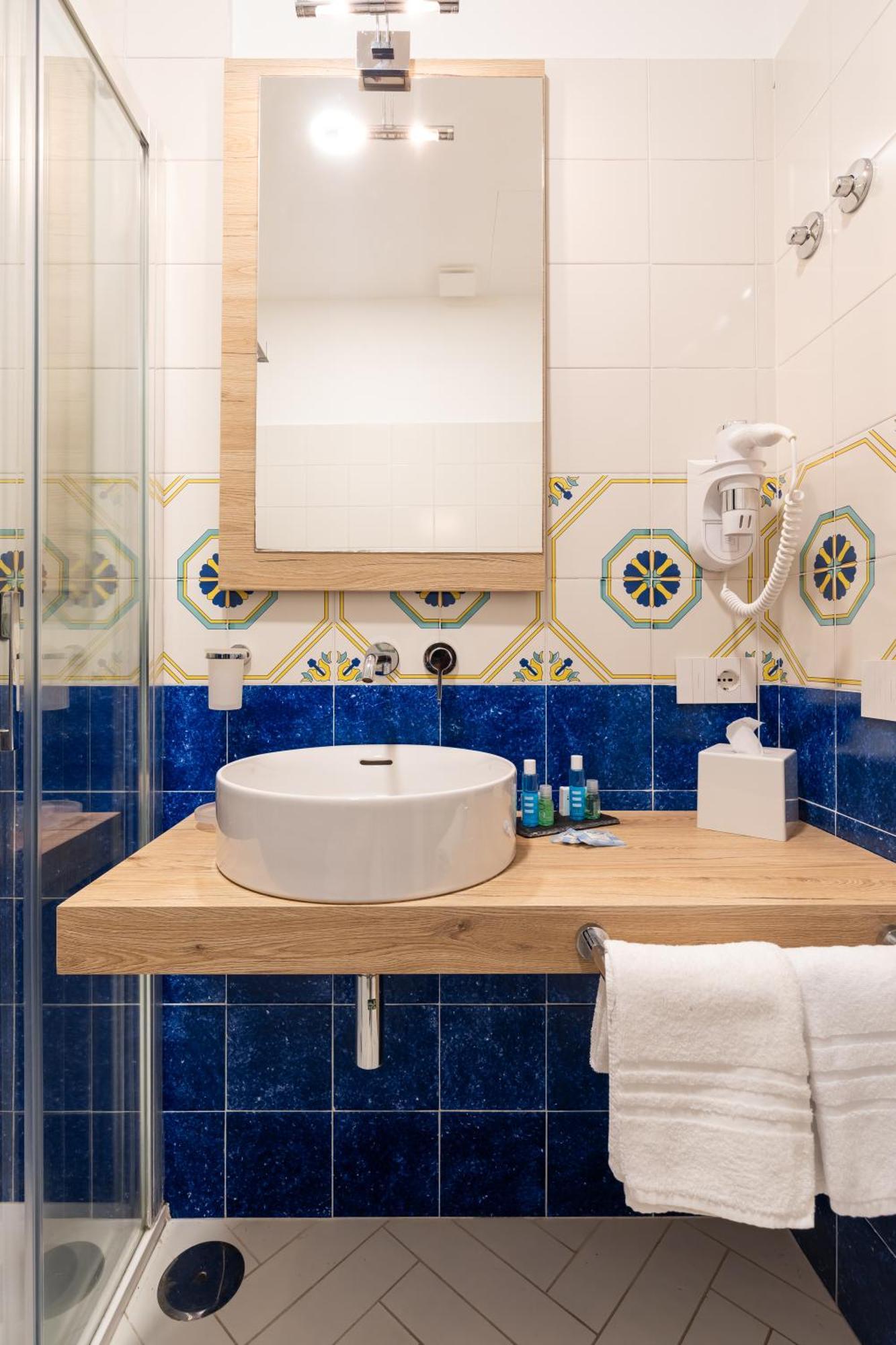 Yourhome - Lidia Rooms & Suites Sorrente Extérieur photo